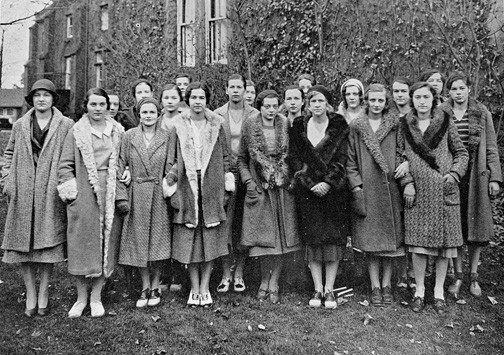 Group of Smith students, 1931. Photograph retrieved from the Smith Archives.