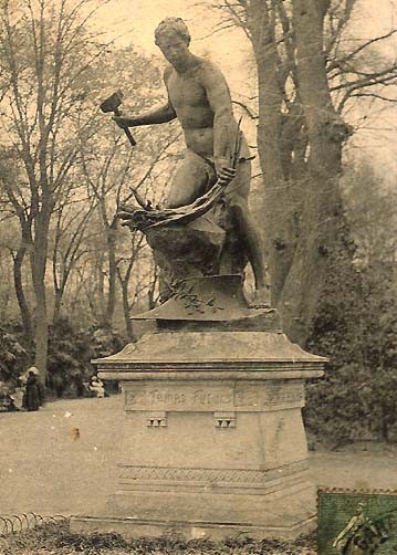 "Temps futurs", Jean-Baptiste Belloc, 1897, sculpture in Perpignan (destroyed in 1942)