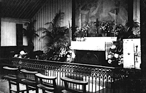 Interior of St. Luke's Chapel c. 1892. Archives of the American Cathedral in Paris.