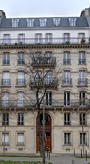 28 Avenue de l'Observatoire, 75014 Paris, in 2024. The very top floor seems to be a recent addition.