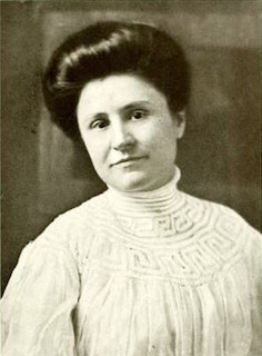 Photograph of Clara Pfeifer Garrett, ca. 1914. Notable Women of St. Louis (1914)
