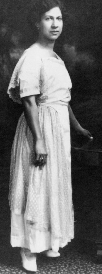 Meta Fuller, ca. 1911, Meta Warrick Fuller Photograph Collection, Schomburg Center, NYPL