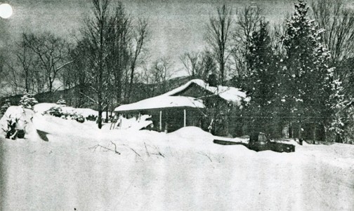 Elizabeth Taylor's cabin in 1947-1948. Reprinted in Dunn 51