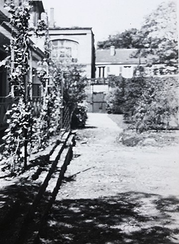 View of Reid Hall’s third garden without the chapel, 1934 (Reid Hall archives)