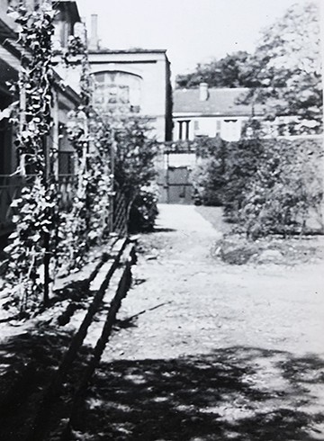 View of Reid Hall’s third garden without the chapel, 1934 (Reid Hall archives) View of Reid Hall’s third garden without the chapel, 1934 (Reid Hall archives)