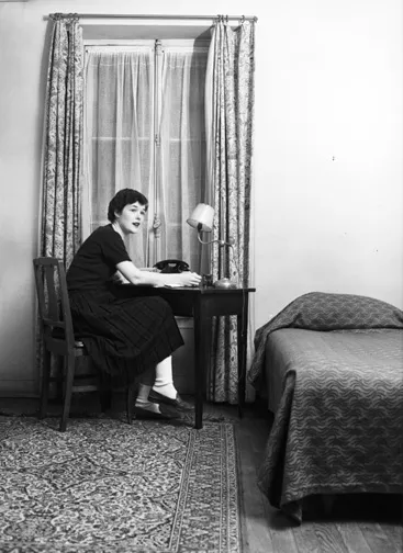Reid Hall student resident, 1950s