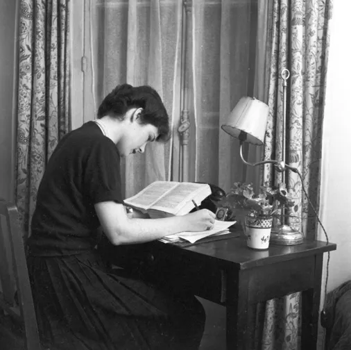 Reid Hall student resident, 1950s
