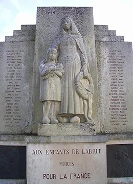 Robert Wlérick, Monument to the dead 1914-1918, Labrit, France.