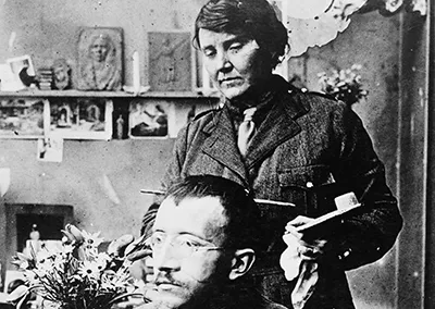 Anna Ladd with soldier, Library of Congress