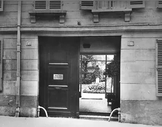 Front door of Reid Hall, 1950s. RH Archives