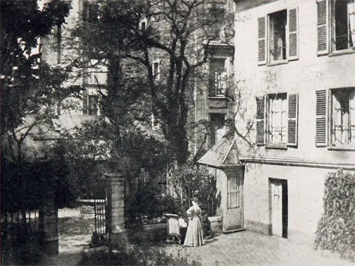 Girls' Art Club Courtyard, c. 1909. Town and Country, 1909, p. 17