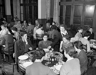 Dining room. Photograph retrieved from U.S. National Archives & DVIDs.
