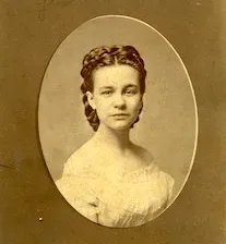 “Ellen Graham Anderson.” 1870-1890. “Carl” Burgundy Album in the Ellen Graham Anderson Collection, 2010.50.002, O. Winston Link Museum: History Museum of Western Virginia. 