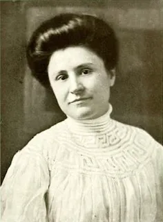 Photograph of Clara Pfeifer Garrett, ca. 1914. Notable Women of St. Louis (1914)