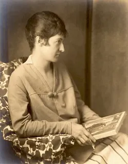 Poynter, William B. Edna Boies Hopkins. Gelatin silver print. Cincinnati Art Museum