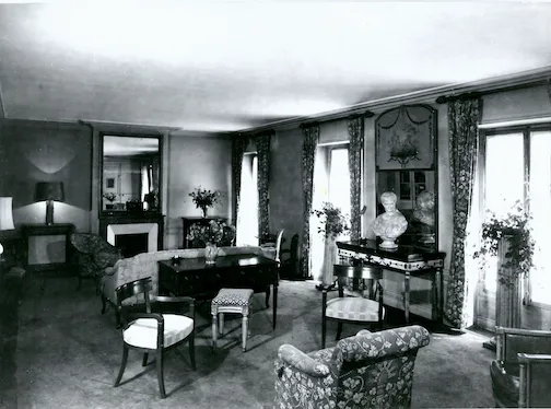 Reid Hall Salon