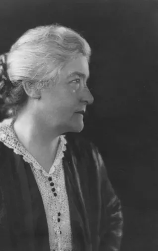 M.Carey Thomas (1857-1935), President of Bryn Mawr College, Pennsylvania, date inscribed on photograph 1 January 1919, photographer, Charlotte Fairchild
https://digitalcollections.tricolib.brynmawr.edu/object/bmc8403
Courtesy of the Special Collections Department, Bryn Mawr College Library