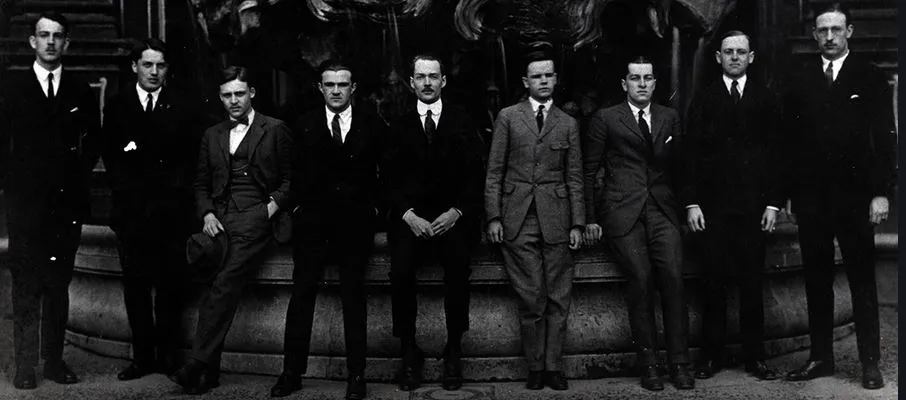 The first 8 University of Delaware juniors who studied abroad in France, 1923 (University of Delaware Special Collections)