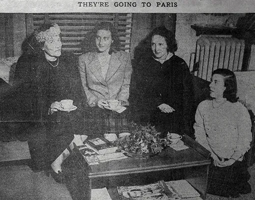 Dorothy F. Leet and students in a Smith dorm room, 1948. Students: Lucy Elmer, West Hartford, Connecticut; Marjory Boselly, Larchmont, New York; Anne F. Hart, Princeton, New Jersey. Photograph retrieved from the New York Sun, April 21, 1948, n.p. RH archives, scrapbook. 