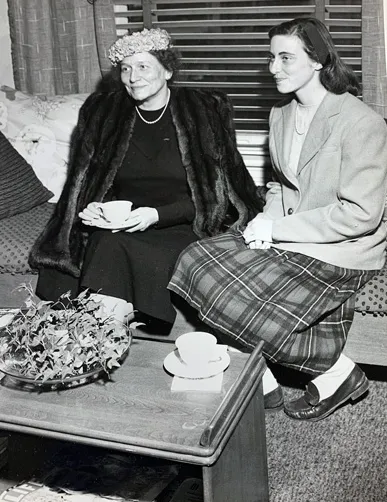 Miss Leet and Smith student Lucy Elmer in Miss Sturms' apartment, 1949
