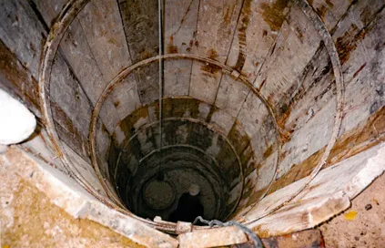 Well leading to the quarries under Chaumière building